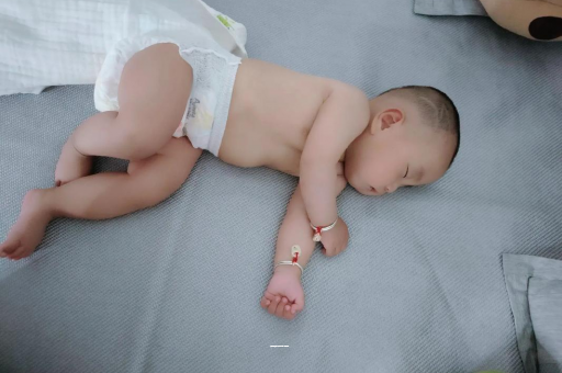 禹州孕妇肚子一跳一跳